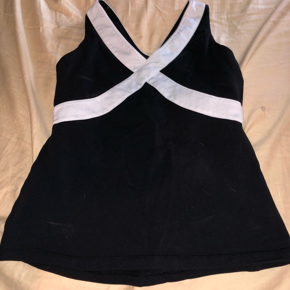 Lululemon workout tank - Picture 2 of 4